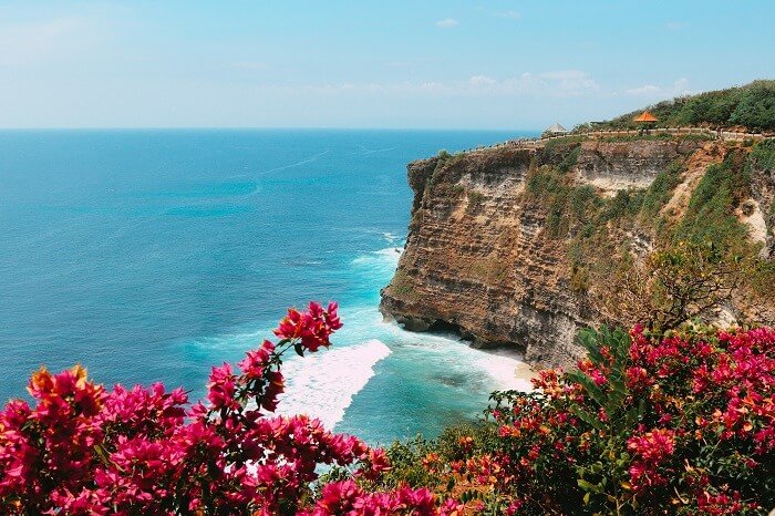 Experience a Tour to Uluwatu Temple with a Bali Driver